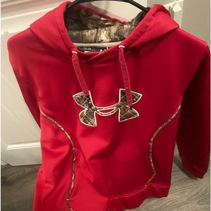 Women's Size Large Under Armour Sweatshirt (Worn Once)